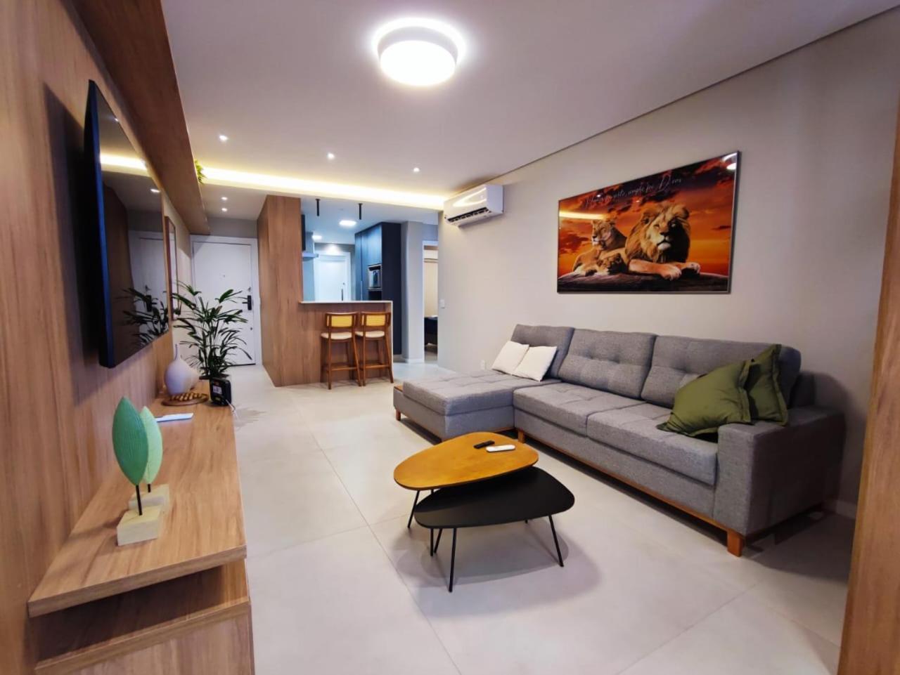 Real 309 - Beachfront On Copacabana With 3 Bedrooms * Rio de Janeiro